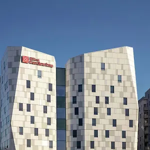Hilton Garden Paris Massy מלון מאסי